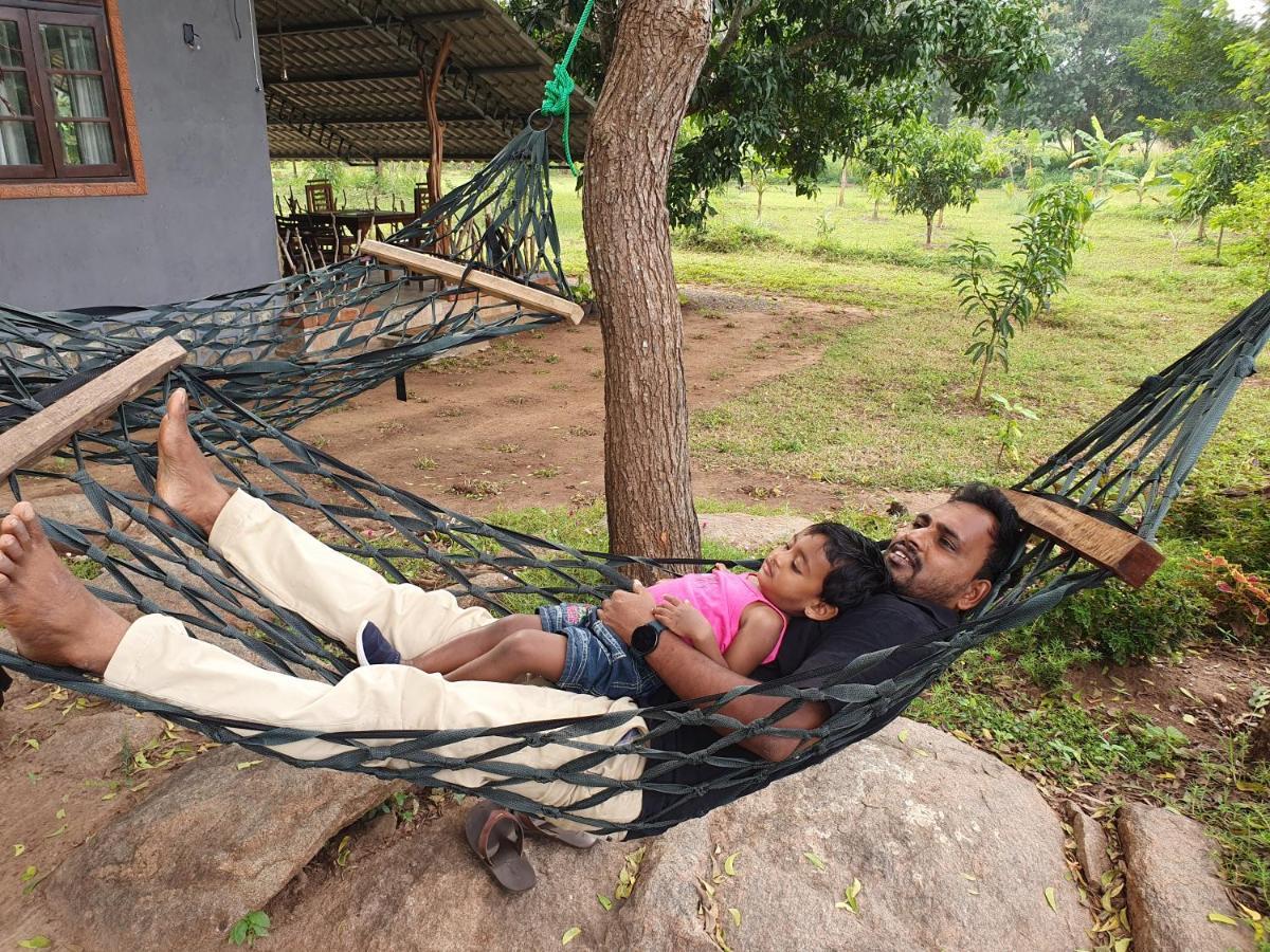 Ceylon Resort วิลปัตตู ภายนอก รูปภาพ